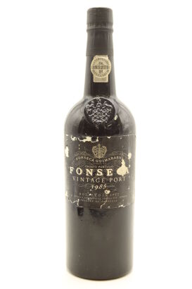 (1) 1985 Fonseca Vintage Port, Portugal [JR17.5]