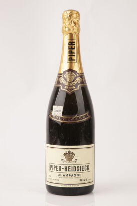 (1) NV Piper Heidsieck Brut Extra c1990s, Champagne