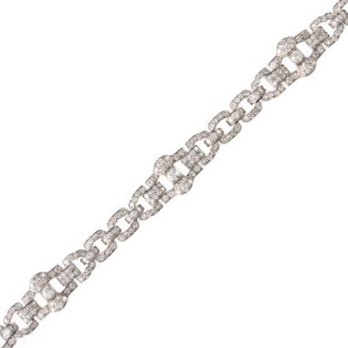 A Fine Art Deco Diamond Bracelet *