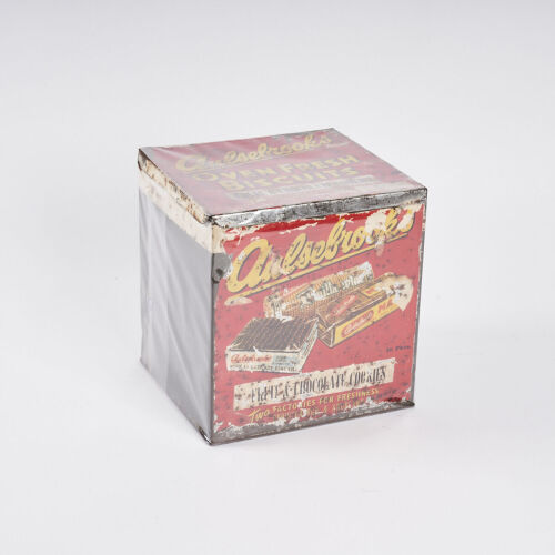A 1920s Aulse Brooks Biscuit Tin By Huntley And Palmers