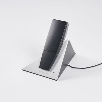A Bang & Olufsen BeoCom 6000 Wireless Telephone Set