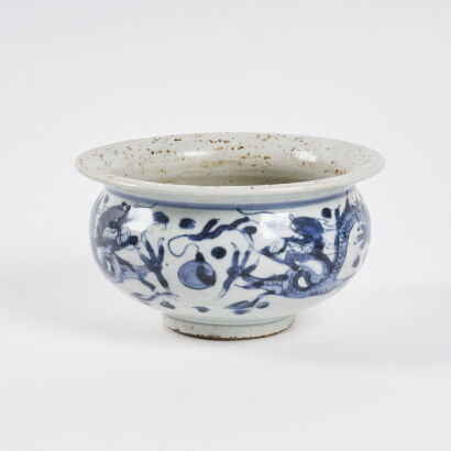 A Small Chinese Qing-Dynasty Blue and White 'Dragon' Planter