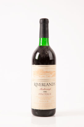 (1) 1982 Riverlands Pinotage, Marlborough