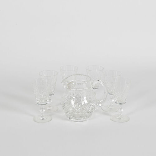 A Crystal Jug And Six Glasses Set