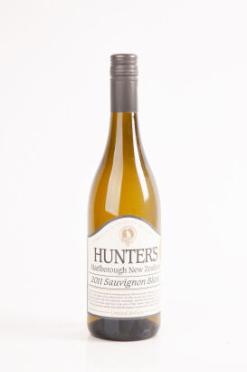 (1) 2011 Hunters Sauvignon Blanc, Marlborough