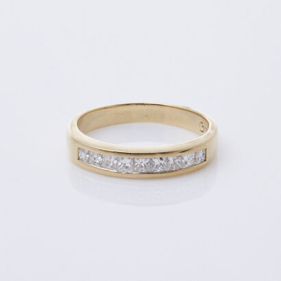 18ct Yellow Gold Princess Cut Diamond Band