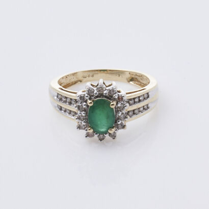 14ct Emerald & Diamond Ring