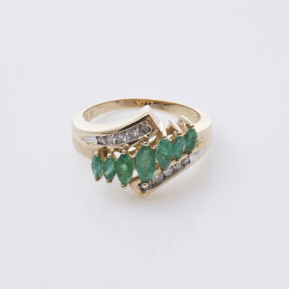 14ct Emerald & Diamond Ring