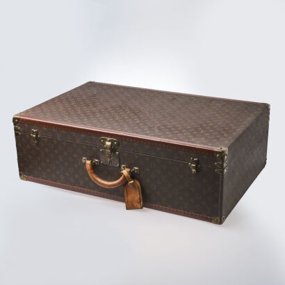 Louis Vuitton Vintage Monogram Bisten 80 Trunk