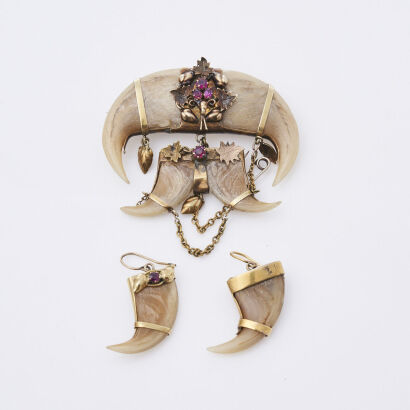 9ct Yellow Gold Antique Brooch and Earring Set