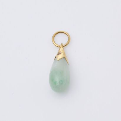 14ct Yellow Gold Drop shape Jade Pendant