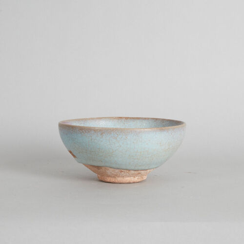 A Chinese Song to Yuan-Dynasty Jun Purple-Splashed Bowl