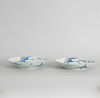 A Pair of Late Ming/ Early Qing-Dynasty Blue and White 'Dragon' Dishes (one repaired) - 2