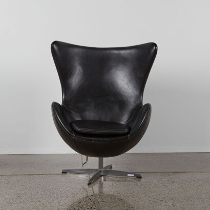 A Black Arne Jacobsen style Egg Chair