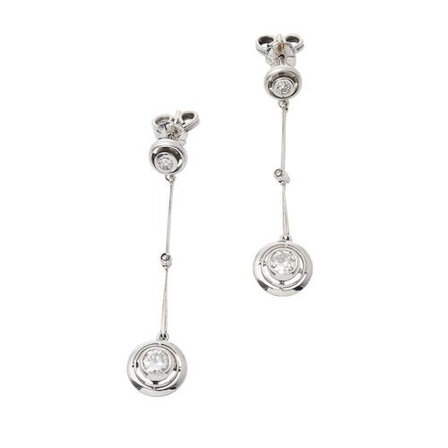 18ct White Gold Vintage Diamond Drop Earrings