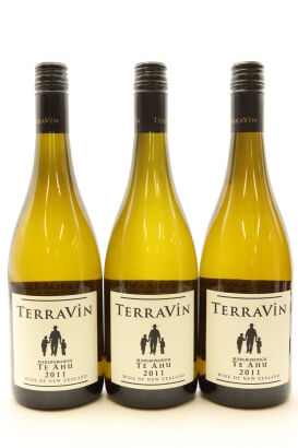 (3) 2011 TerraVin Te Ahu Sauvignon Blanc, Marlborough