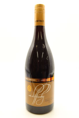 (1) 2011 Mt. Difficulty Long Gully Pinot Noir, Bannockburn