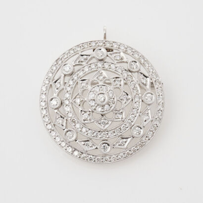 18ct White Gold, Round Diamond Brooch of 1.30cts TDW