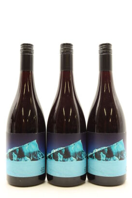 (3) 2015 Mammoth Untouched Pinot Noir, Nelson