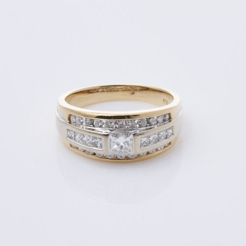 18ct Yellow Gold Diamond Dress Ring