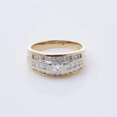 18ct Yellow Gold Diamond Dress Ring