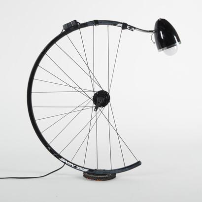 A Fashioned Bicycle Wheel Lamp
