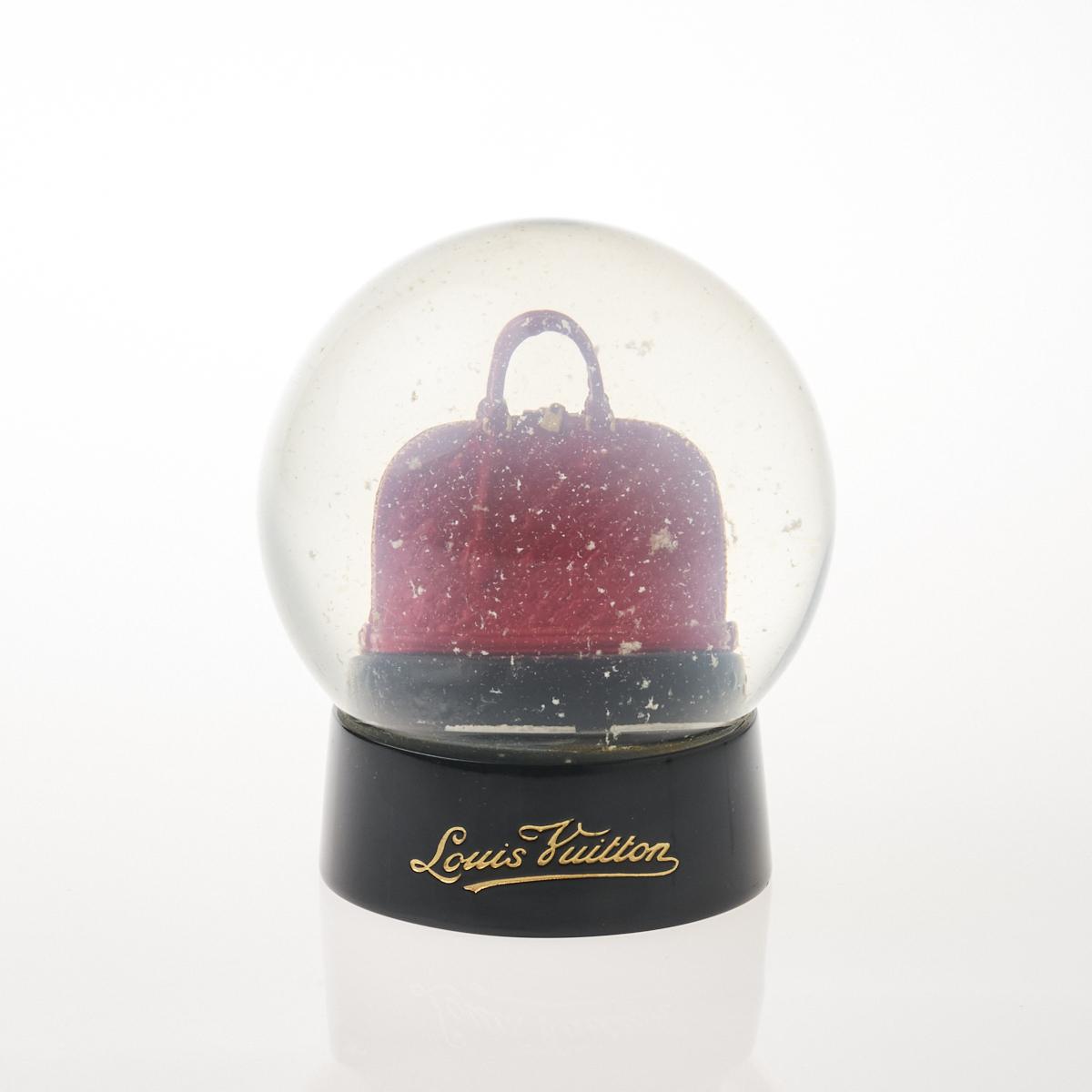 Sold at Auction: Louis Vuitton, LOUIS VUITTON Snow Globe ALMA.