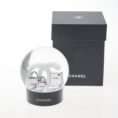 Chanel 2019 CC Snow Globe