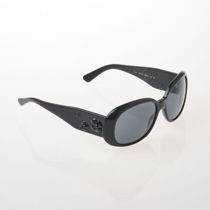 Chanel Flower Detail Sunglasses