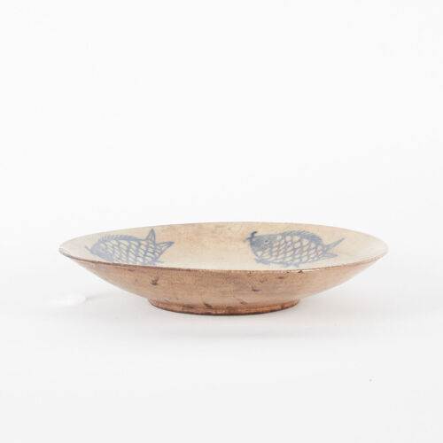 A Chinese 17th Century Blue and White 'Fish' Dish(hairline)