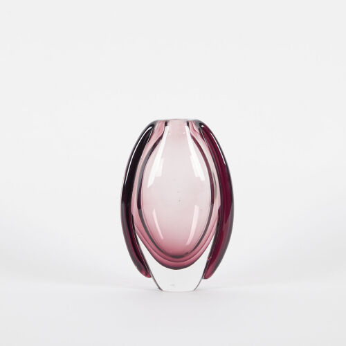 An Amethyst Art Glass Vase