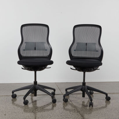 A Pair Of Knoll Belite Office Chairs