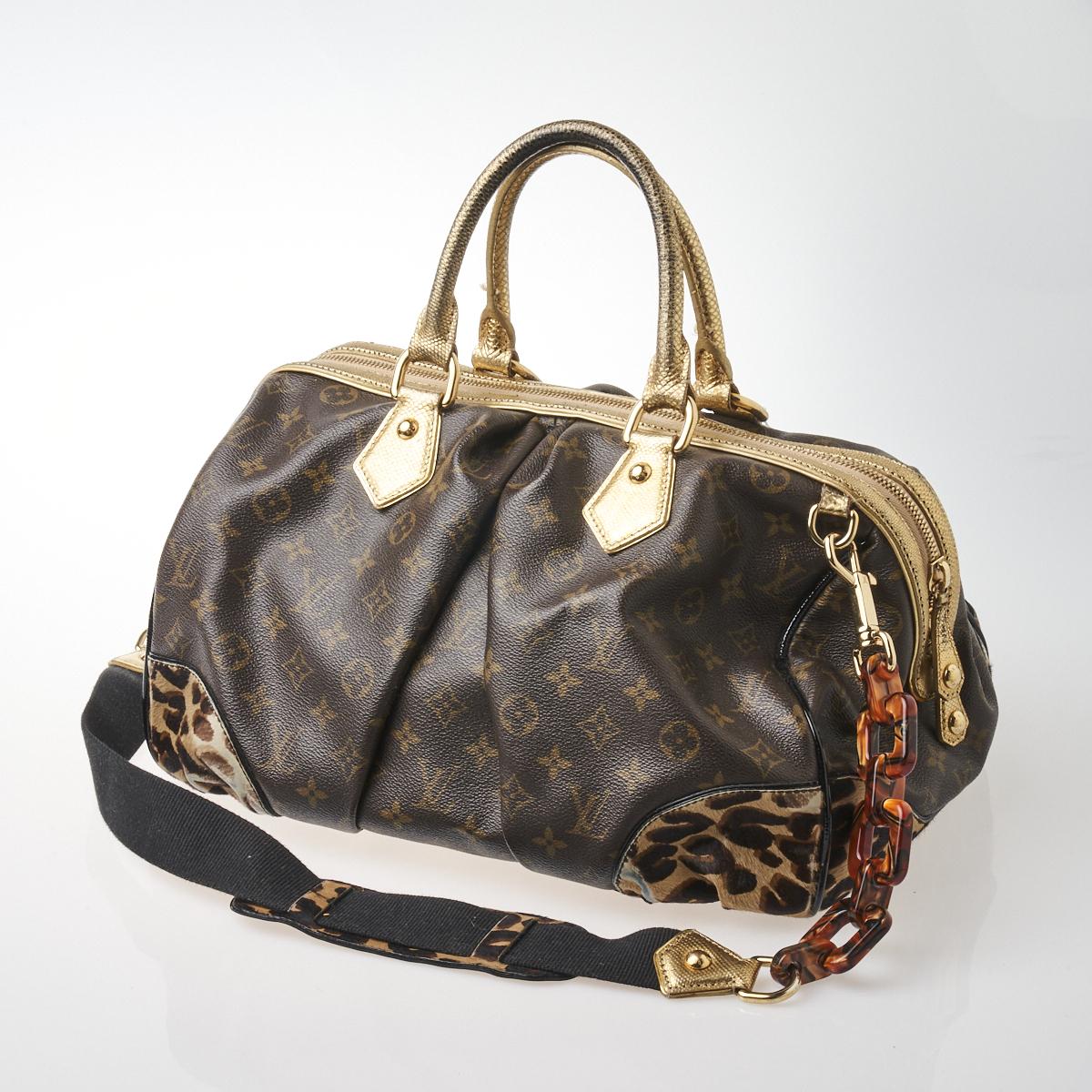 Lot 510 - A ladies' stainless steel Louis Vuitton
