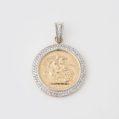 22ct & 9ct Gold Sovereign Pendant