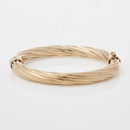 9ct Yellow Gold Twisted patterned Oval Hollow Bangle