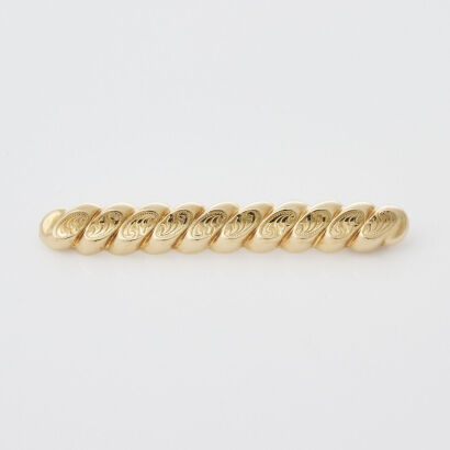 18ct Yellow Gold Bar Brooch