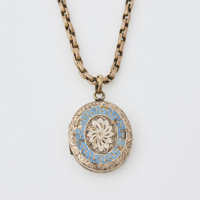 9ct Gold Victorian Locket and Belcher Chain