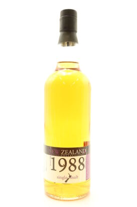 (1) 1988 The New Zealand Whisky Collection Willowbank Distillery Cask Strength Vintage Single Malt Whisky, 52.3% ABV