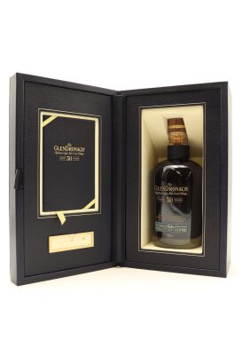 (1) Glendronach 50 Year Old Single Malt Scotch Whisky, Highlands, 43.8% ABV