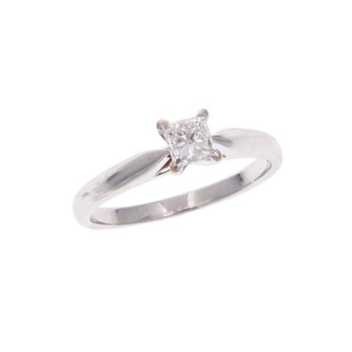 14ct Diamond Solitaire Ring