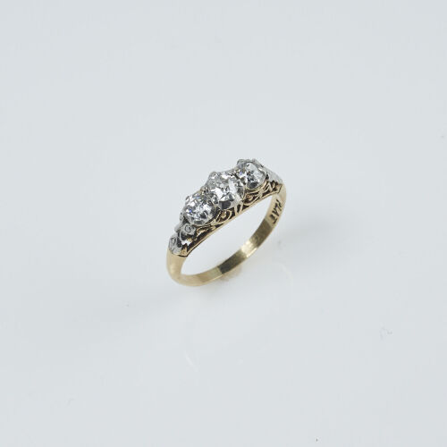 An Antique Diamond Ring