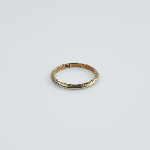 18ct Fine Stacking Ring