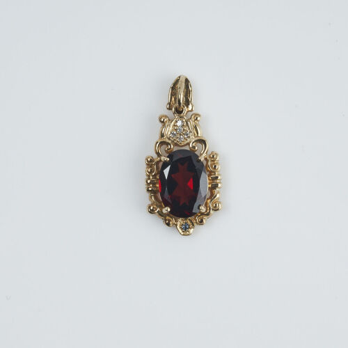 9ct Garnet Pendant