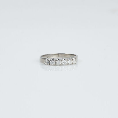 18ct Diamond Band