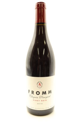 (1) 2015 Fromm Clayvin Vineyard Pinot Noir, Marlborough