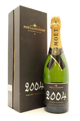 (1) 2004 Moet & Chandon Grand Vintage Brut, Champagne [JR16.5][WE94]