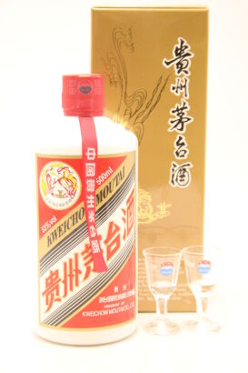 (1) 2019 Kweichow Moutai with 2 glass (GB)