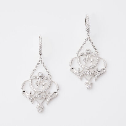 18ct White Gold, Chandelier Diamond Earrings of 1.20ct TDW