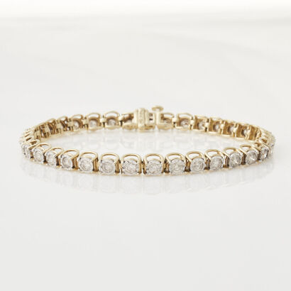 14ct Yellow and White Gold, Modern Tennis Bracelet of 3.70cts TDW