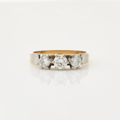 18ct Yellow Gold, Vintage, Three Stone Diamond Ring of .56cts TDW